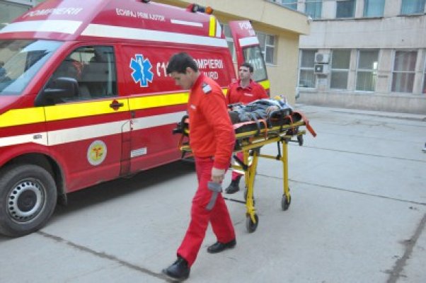 O femeie a ajuns în stare gravă la spital